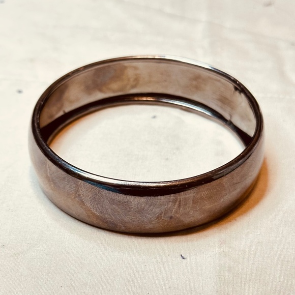 Black or Metallic Gray Metal Over Copper Bangle Bracelet - Picture 3 of 10